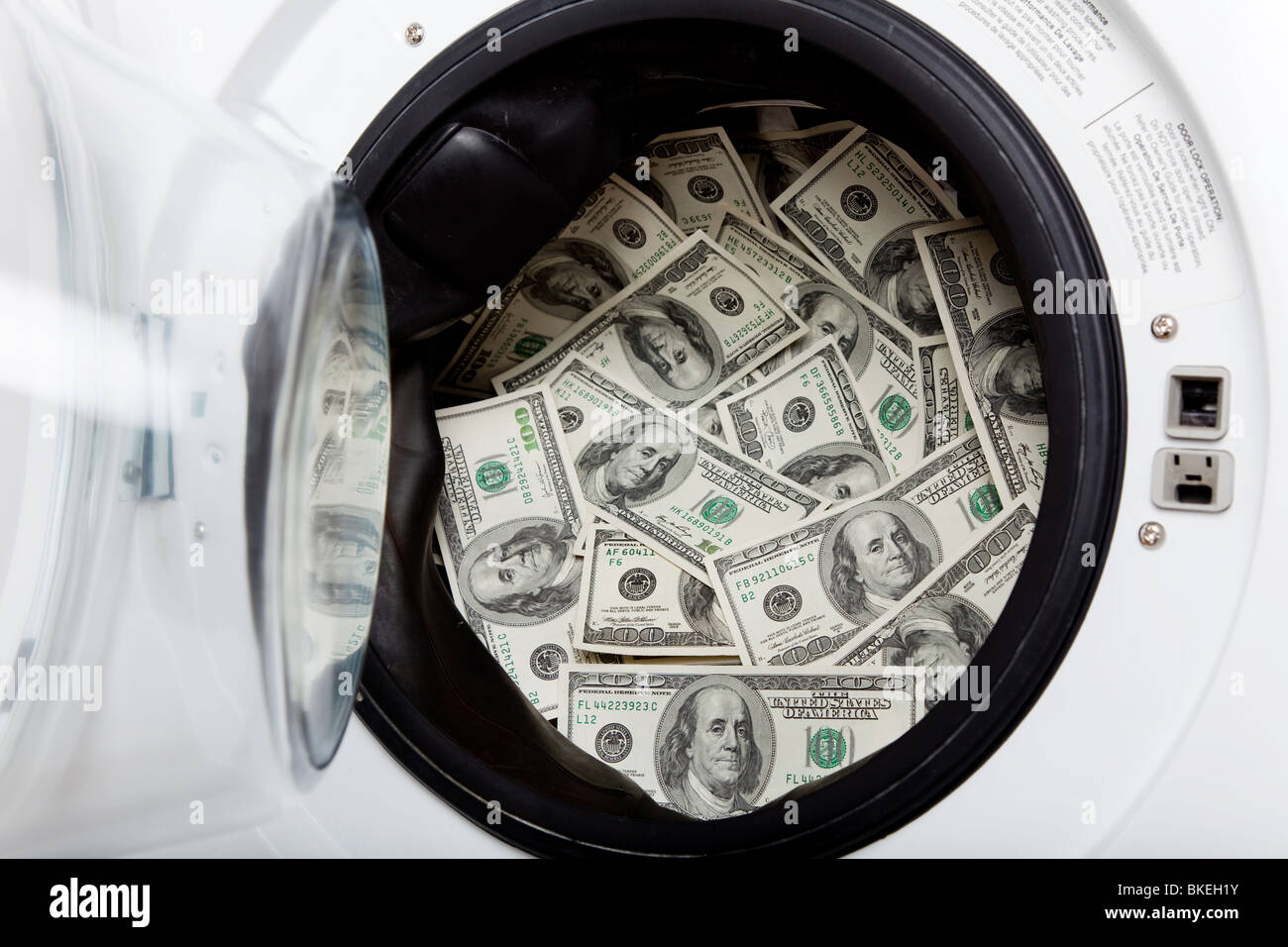 Lavanderia di denaro e la criminalità organizzata nozione Foto Stock