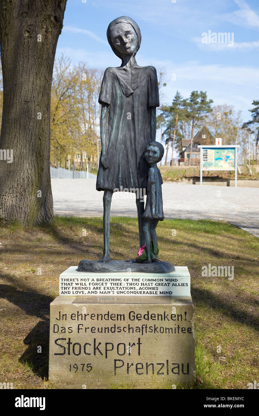 Ravensbruck Campo di Concentramento memorial, Brandeburgo, Germania Foto Stock