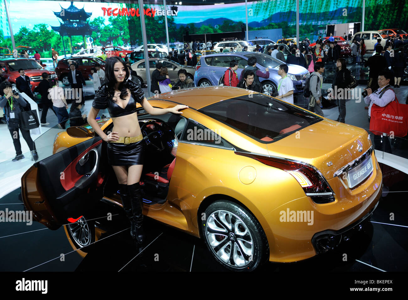 Geely EMGRAND GT presso il Beijing Auto Show 2010. Foto Stock