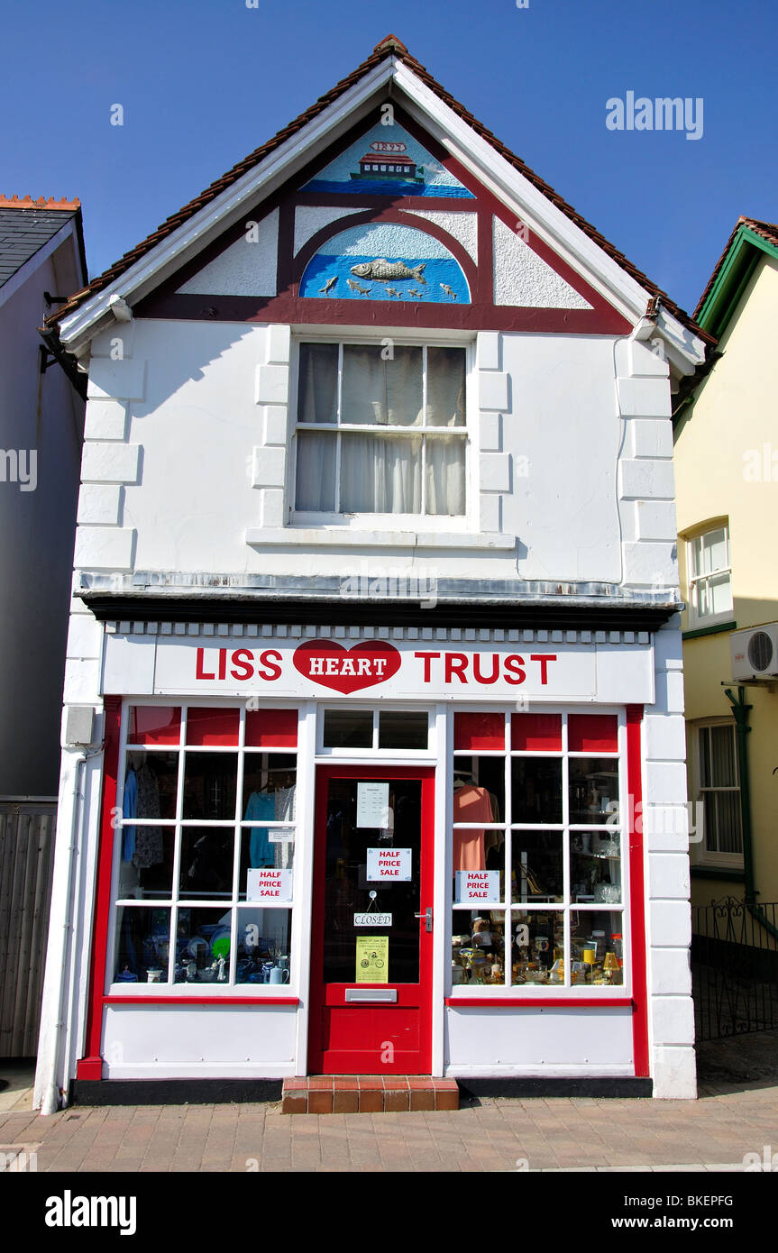 Liss cuore Shop frontage, Station Road, Liss, Hampshire, Inghilterra, Regno Unito Foto Stock