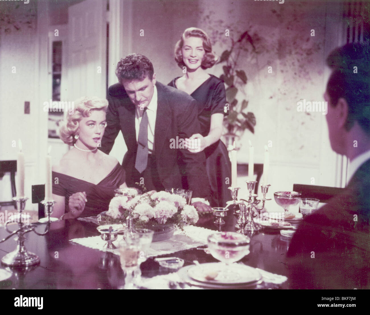 Scritto sul vento (1956) Dorothy Malone, ROBERT STACK, Lauren Bacall WRW 001CP Foto Stock