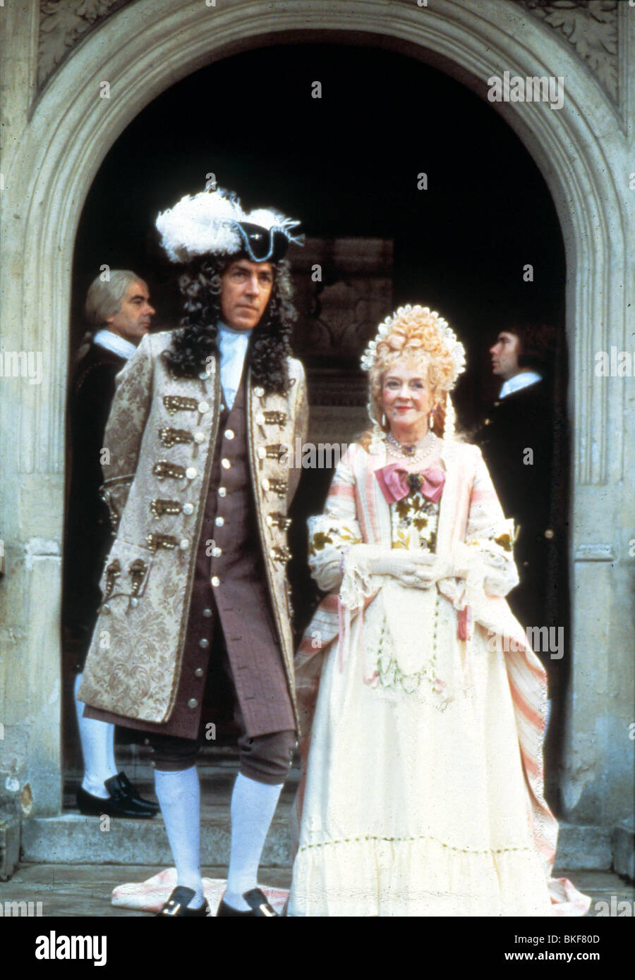 YELLOWBEARD (1983) Peter Cook, BERYL REID YLB1 005 Foto Stock YELLOWBEARD (1983) Peter Cook, BERYL REID YLB1 005 Foto Stock