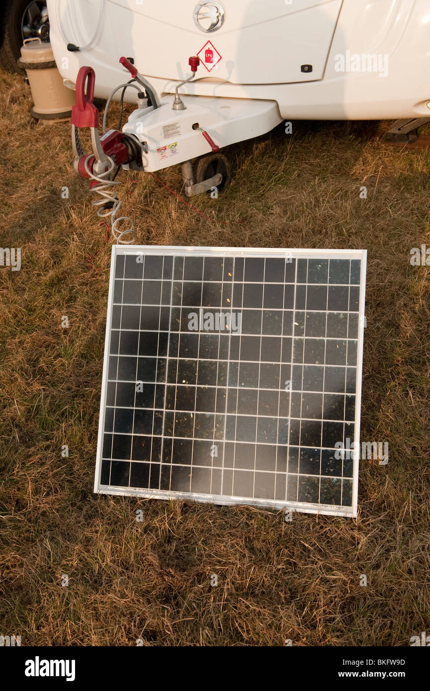 Pannello solare per camper immagini e fotografie stock ad alta risoluzione  - Alamy