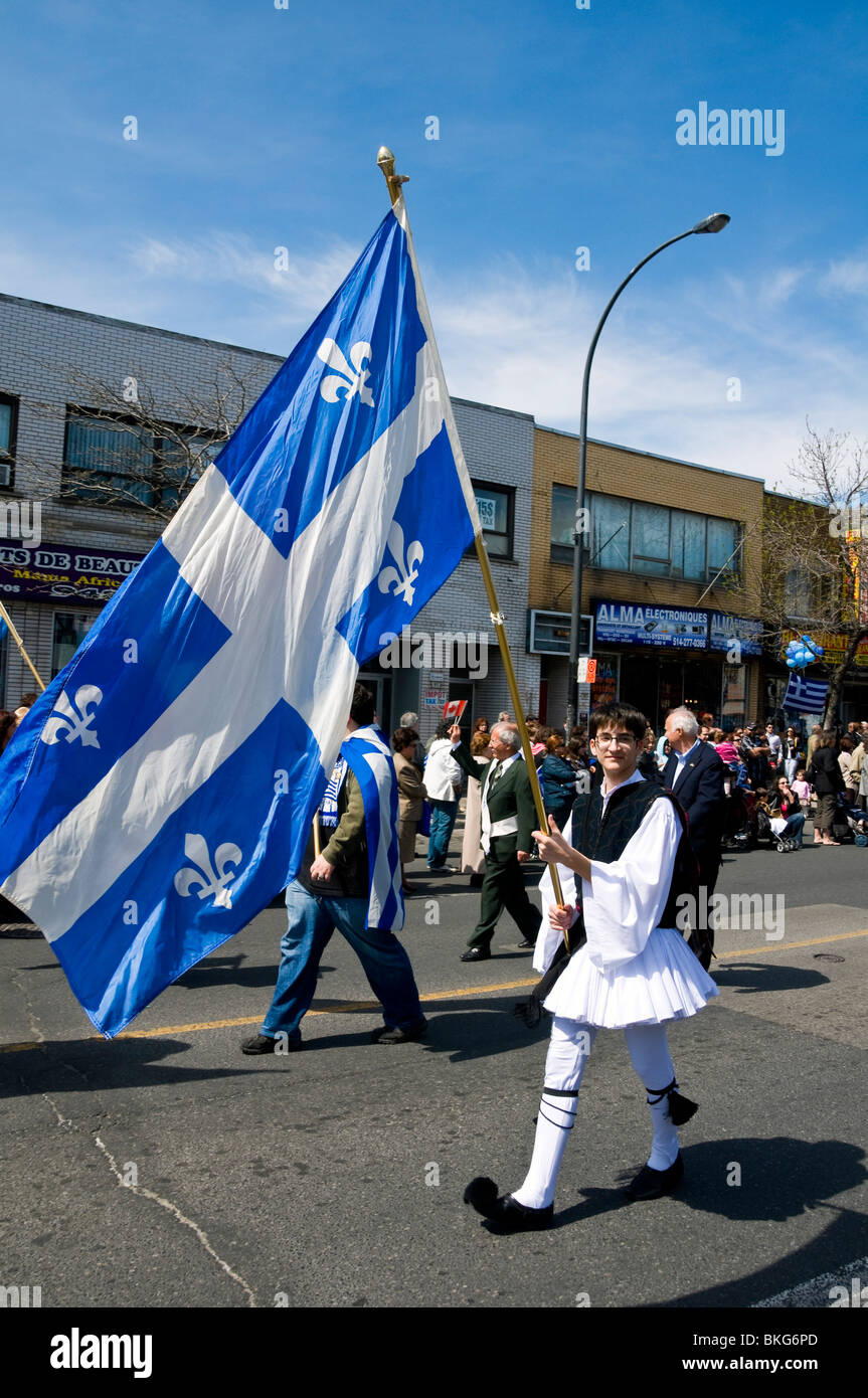 Sfilata di greco per celebrare l'indipendenza della Grecia a Montreal in Canada Foto Stock