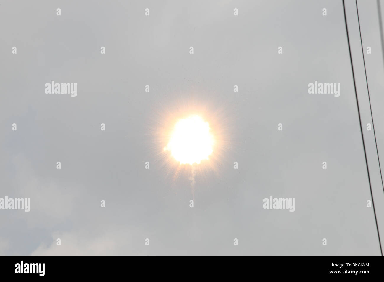 Fire display funziona in collegamento con thrissur pooram,un festival annuale che si tiene ogni anno a thrissur,kerala,famoso per pirotecnica e gli elefanti Foto Stock