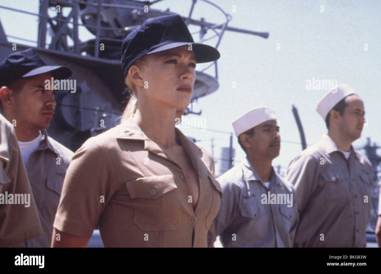 DOWN PERISCOPE (1996) LAUREN HOLLY DWNP 013 Foto Stock