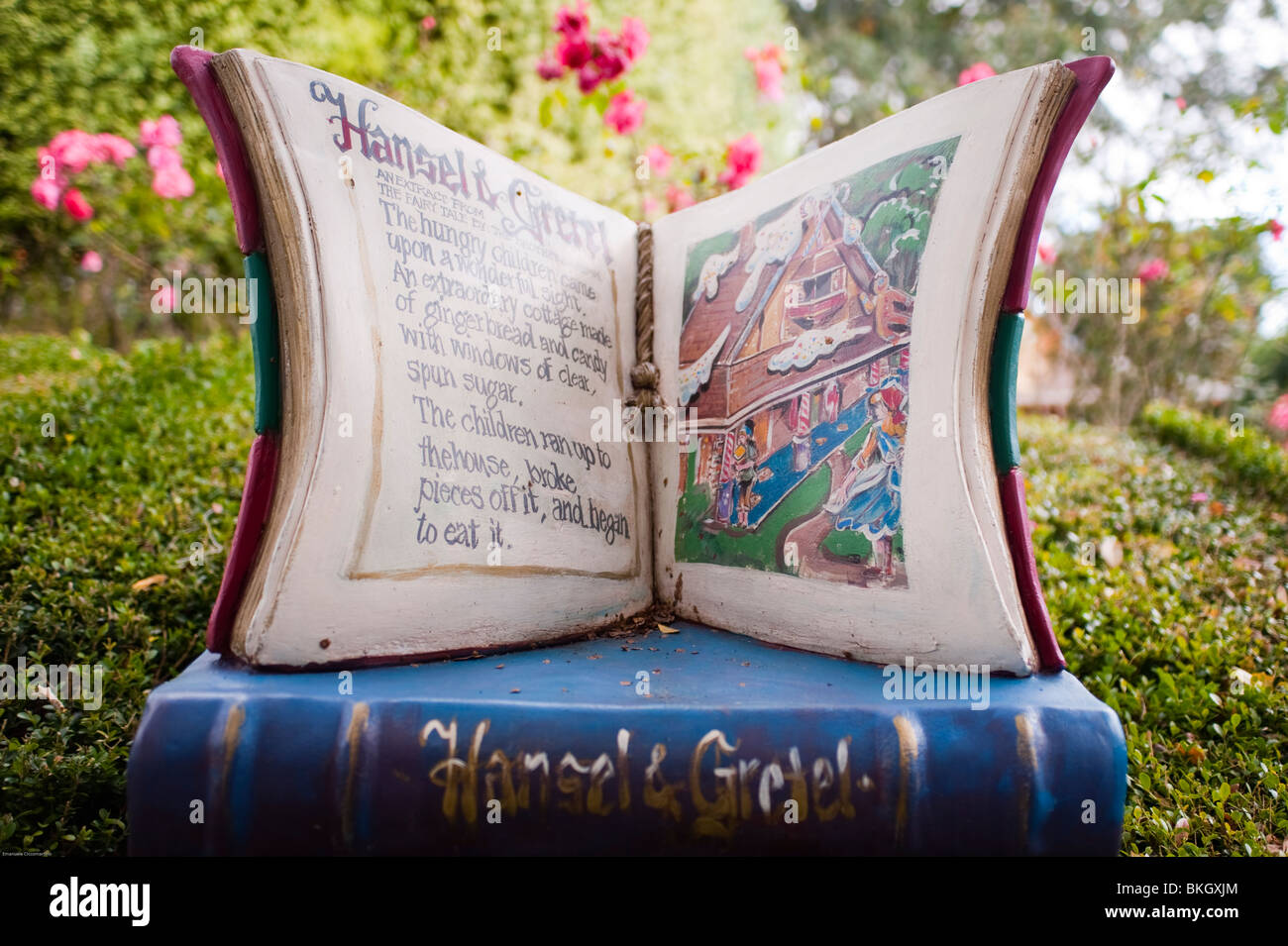 Hansel e Gretel, Storybook giardino, la Hunter Valley Gardens, Pokolbin, Nuovo Galles del Sud, Australia. Foto Stock
