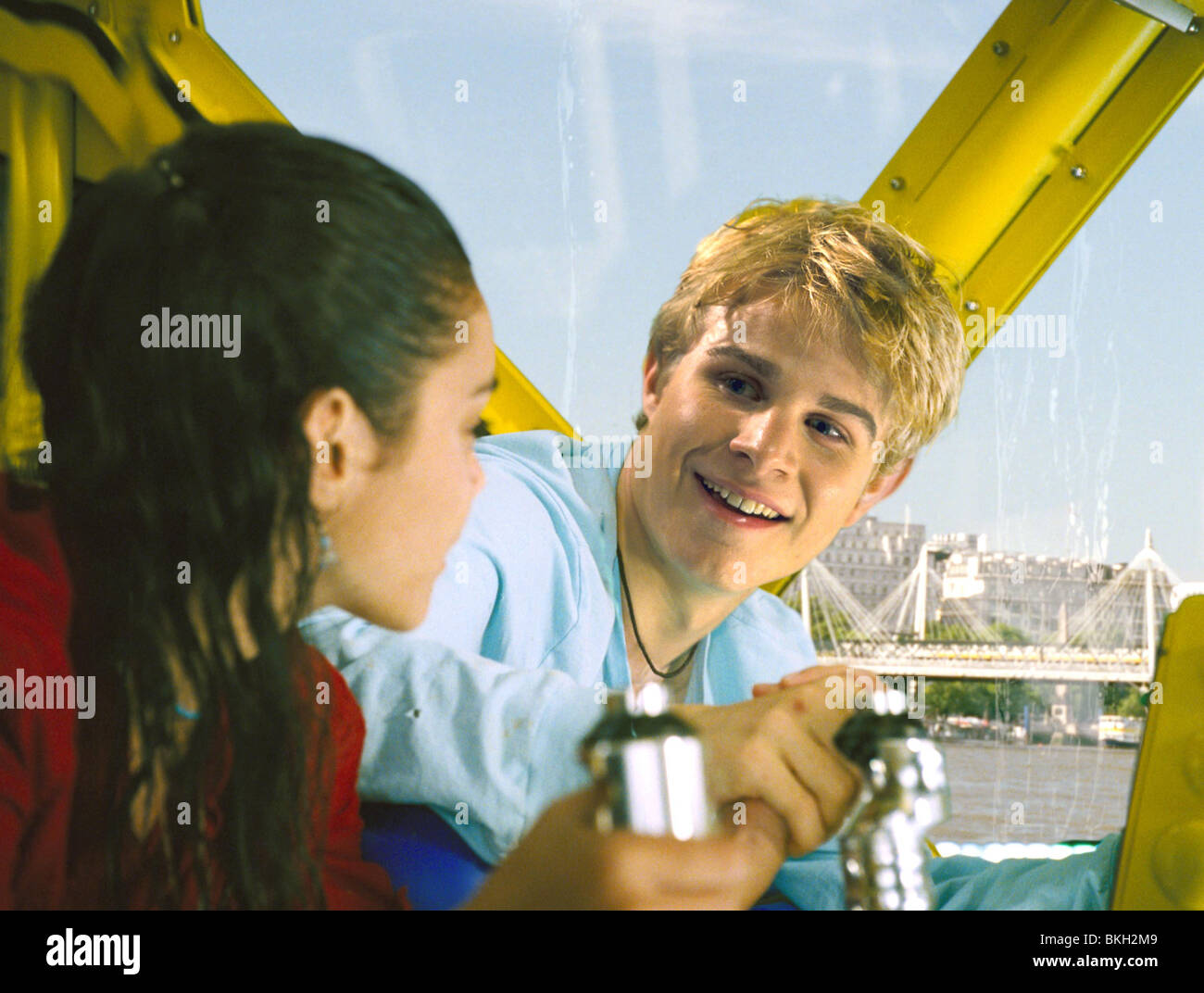 THUNDERBIRDS (2004) di Vanessa Anne Hudgens, BRADY CORBET THUN 001-02R Foto Stock