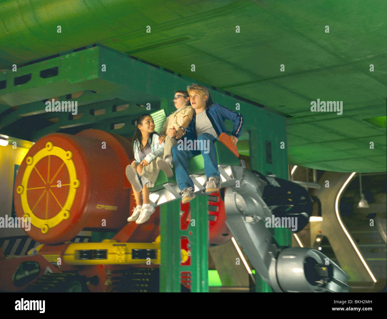 THUNDERBIRDS (2004) di Vanessa Anne Hudgens, Soren FULTON, BRADY CORBET THUN 001-112 Foto Stock