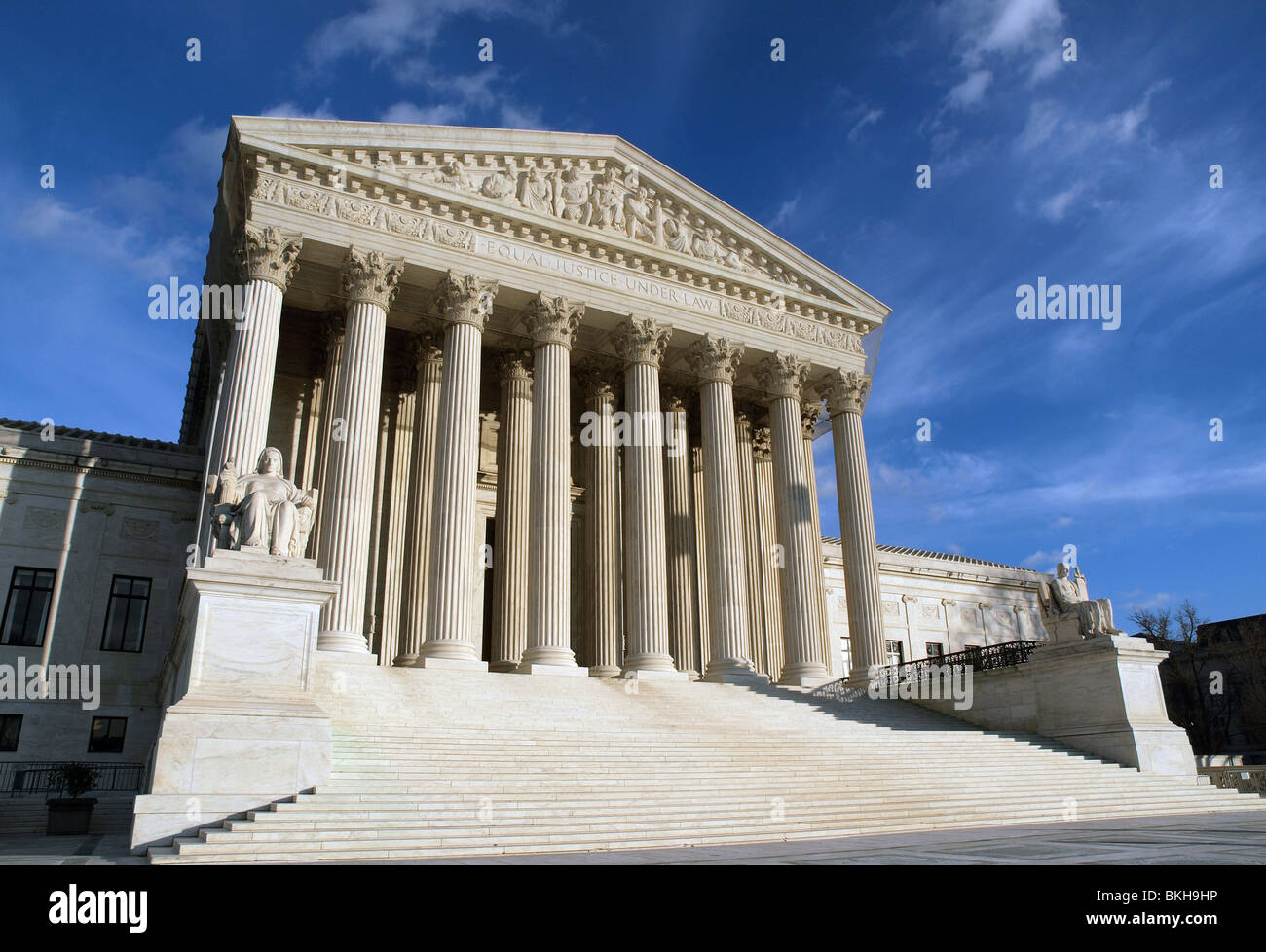 La Corte suprema di Washington DC in luce calda del pomeriggio. Foto Stock