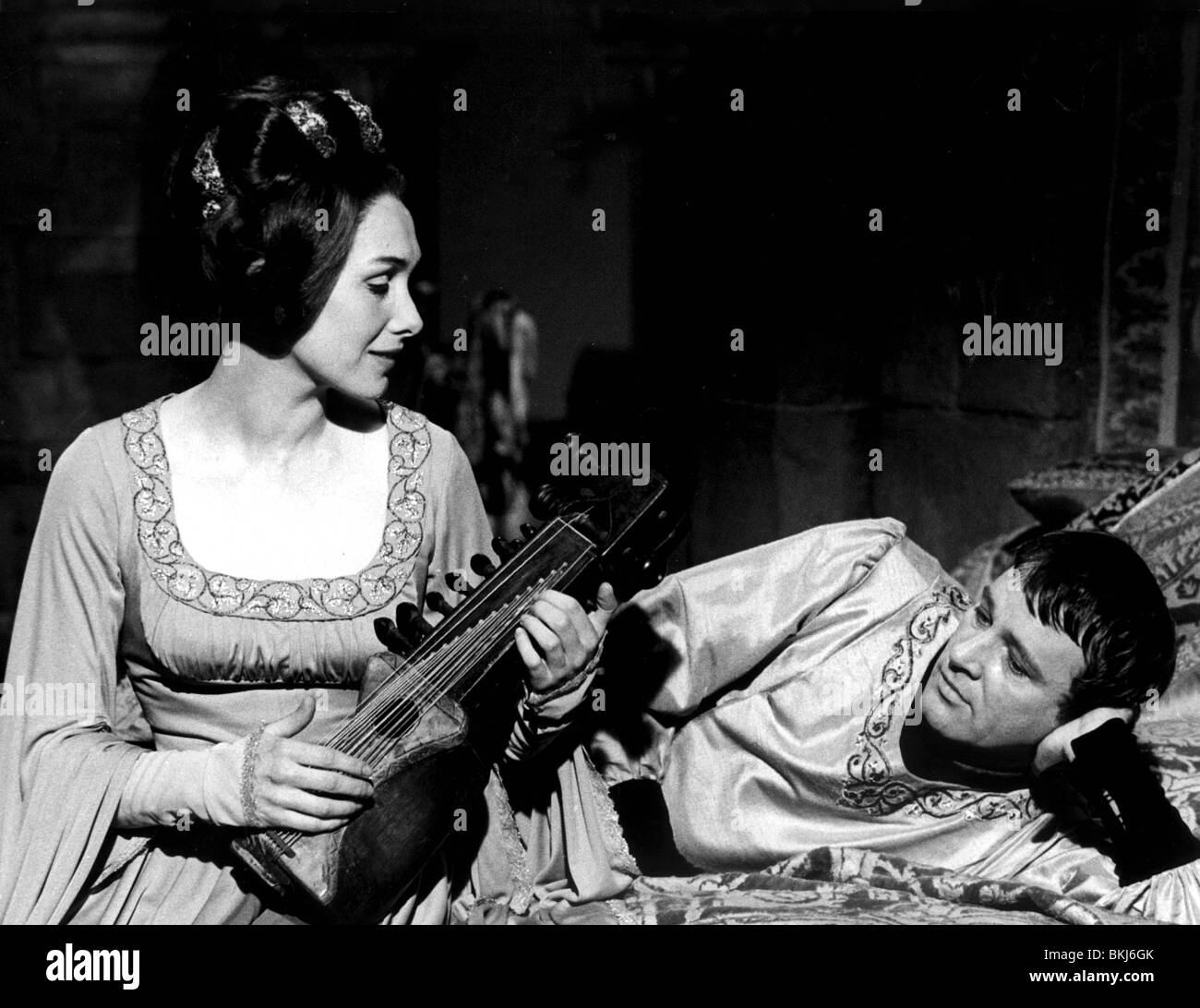 BECKET (1964) SIAN Phillips, Richard Burton BCKT 008P Foto Stock