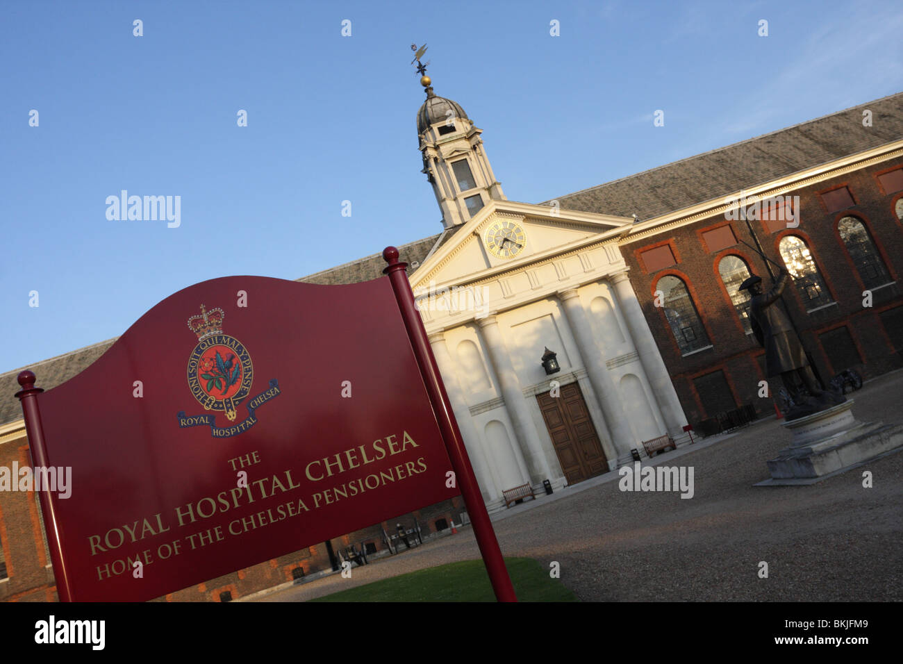 Il Royal Hospital,casa per anziani e pensionati ex veterani e donne,fondato da re Carlo II nel 1682. Foto Stock