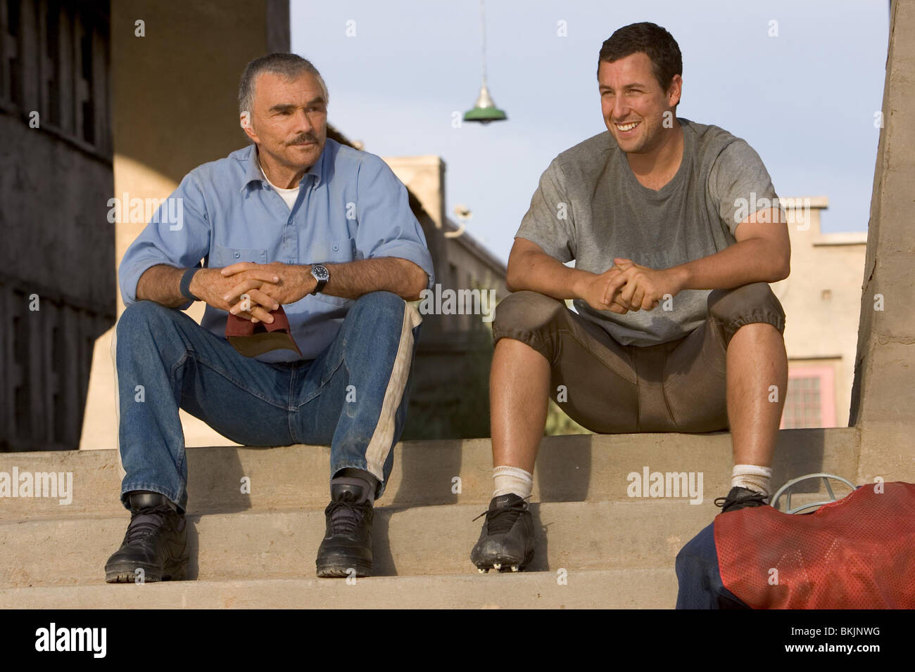Il cantiere più lungo (2005) Burt Reynolds, Adam Sandler LYAR 001-06 Foto Stock