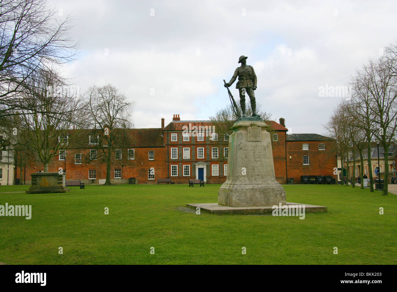 Memoriale di guerra per il Kings Royal Rifle Corps, la Cattedrale di Winchester, Hampshire, Regno Unito Foto Stock