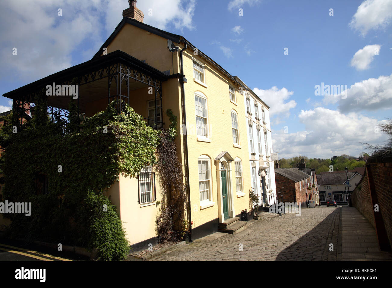 Vecchia casa in città di Knutsford CHESHIRE REGNO UNITO Foto Stock