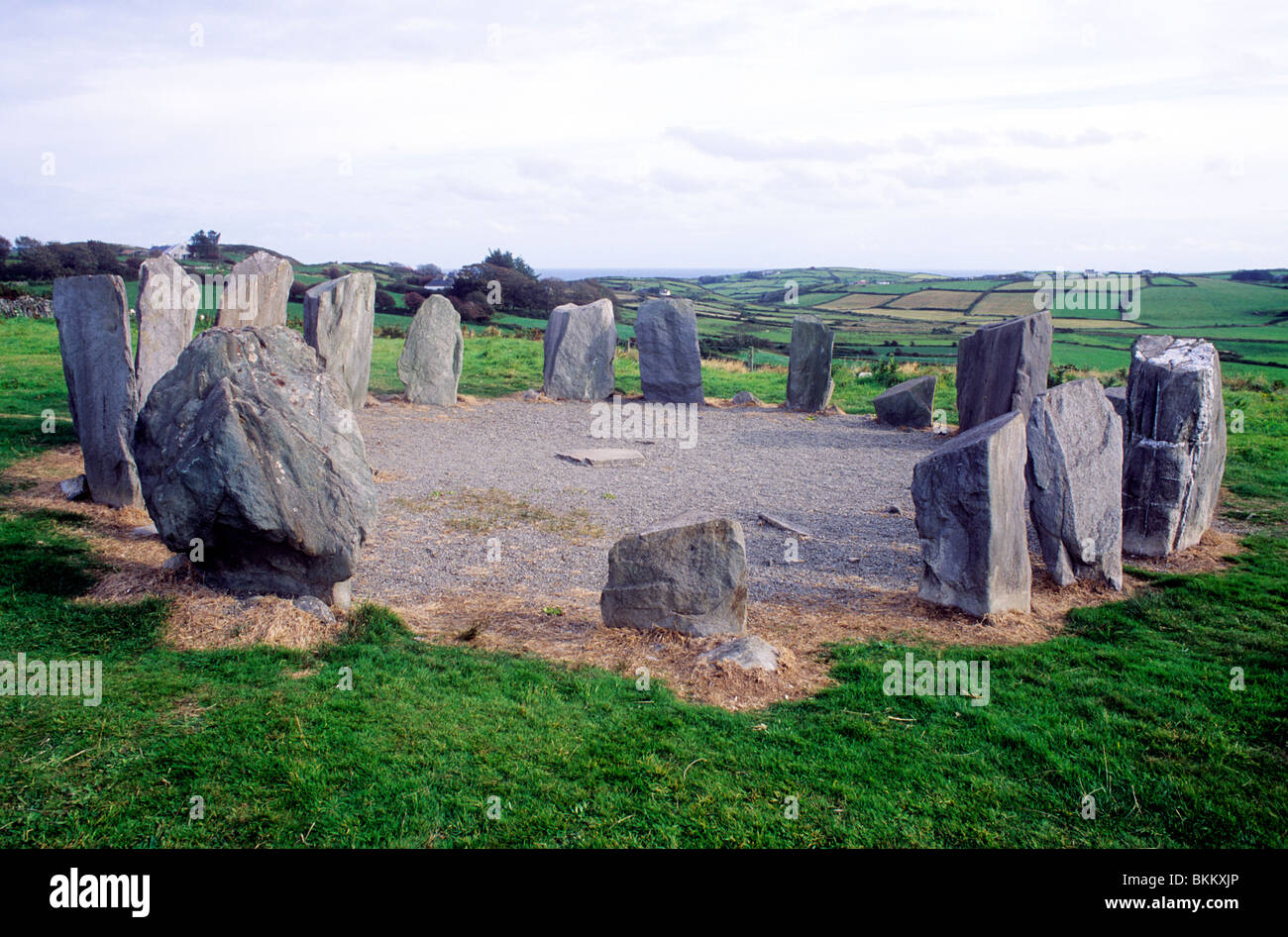 Drombeg Stone Circle, Glandore, County Cork, Irlanda Eire Irish preistorico di circoli di pietre permanente Foto Stock