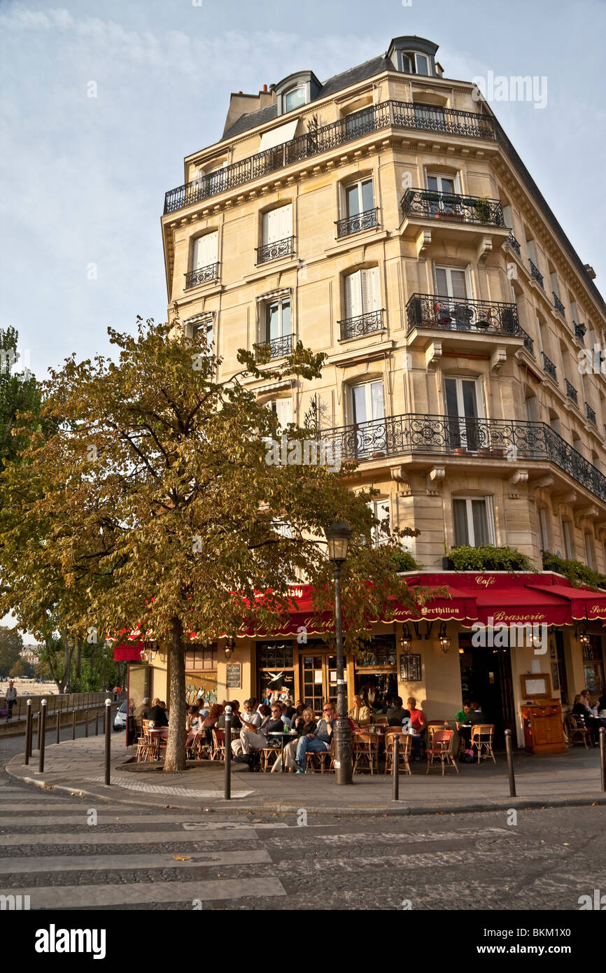 La Brasserie de l'Ile St Louis, 55 Quai de Bourbon 75004 Parigi, Francia Foto Stock