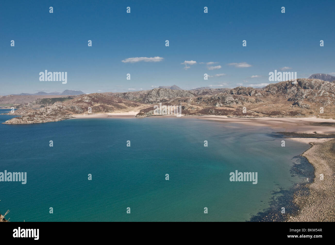 Guardando oltre Gruinard Bay & Spiaggia Gruinard nr Paisley Ross & Cromarty Highland Scozia Scotland Foto Stock