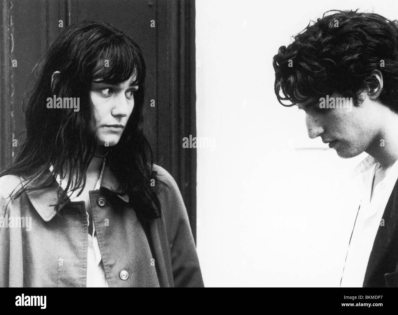 LES AMANTS REGULIERS (2005) gli amanti regolari (ALT) CLOTILDE HESME, Louis Garrel AREG 001-04 Foto Stock