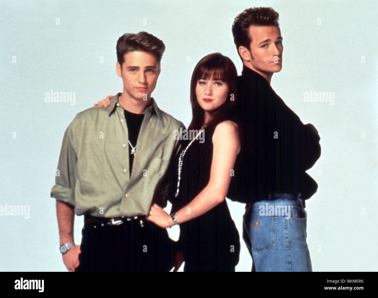 BEVERLY HILLS 90210 (TV) Jason Priestley e Shannen Doherty, LUKE PERRY BHN 009 Foto Stock