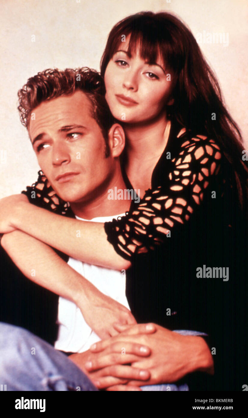 BEVERLY HILLS 90210 (TV) Shannen Doherty, LUKE PERRY BHN 018 Foto Stock