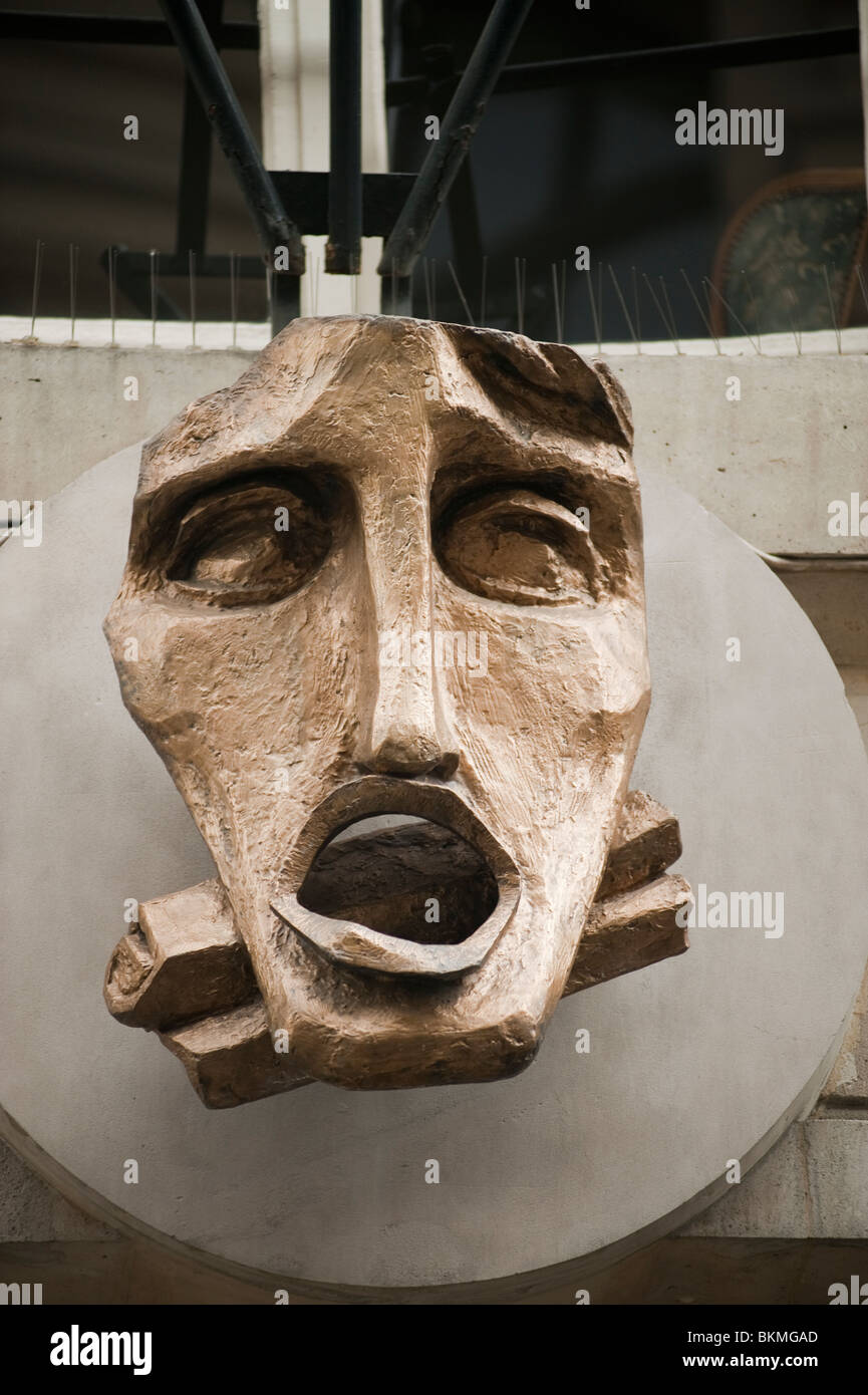 Conservatoire d'arte Dramatique, dettaglio, scultura sulla facciata, il vecchio teatro concerti, Parigi, Francia Foto Stock