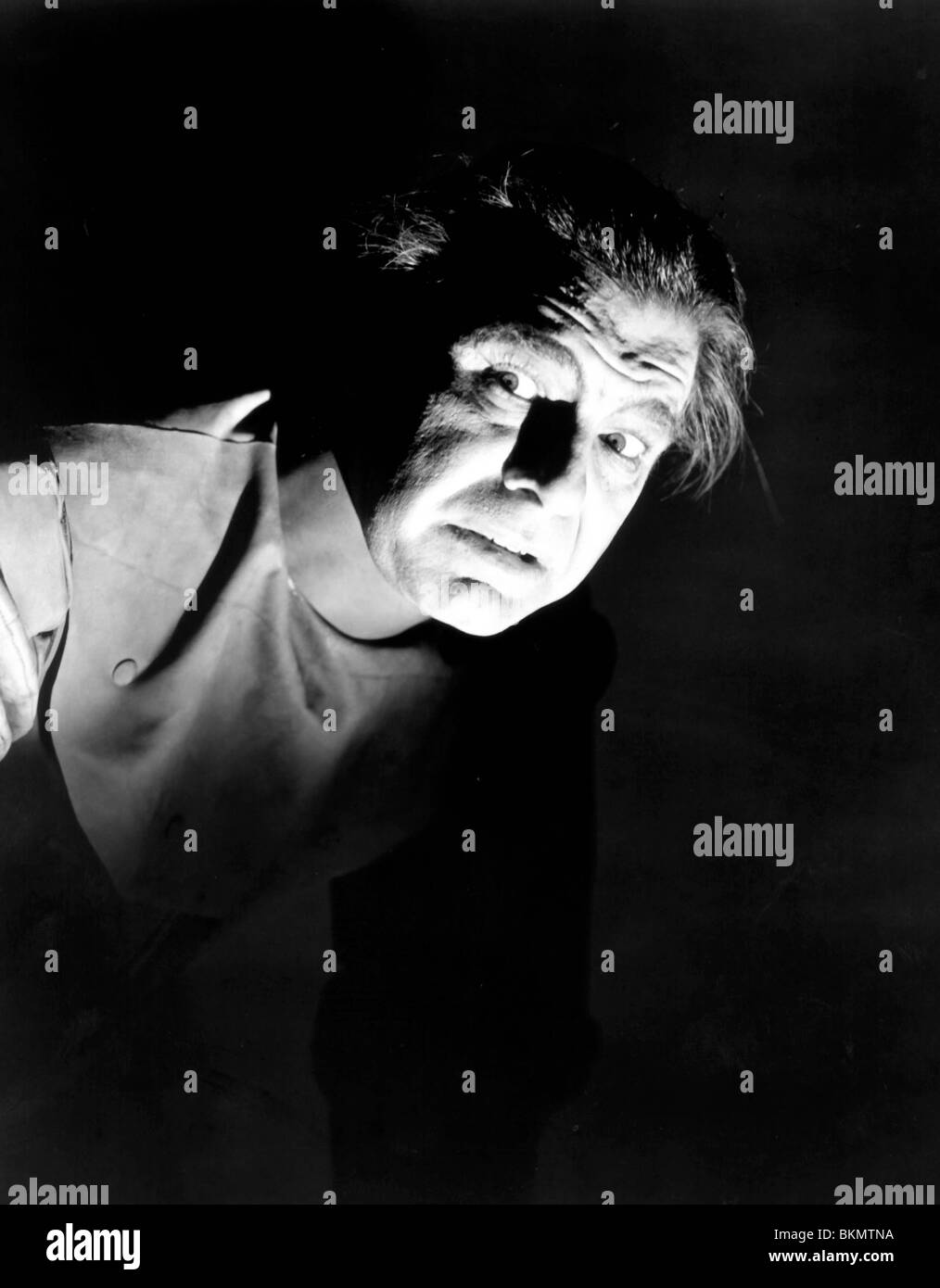 MAN MADE MONSTER (1941) Lon Chaney Jr MMMN 004P Foto Stock