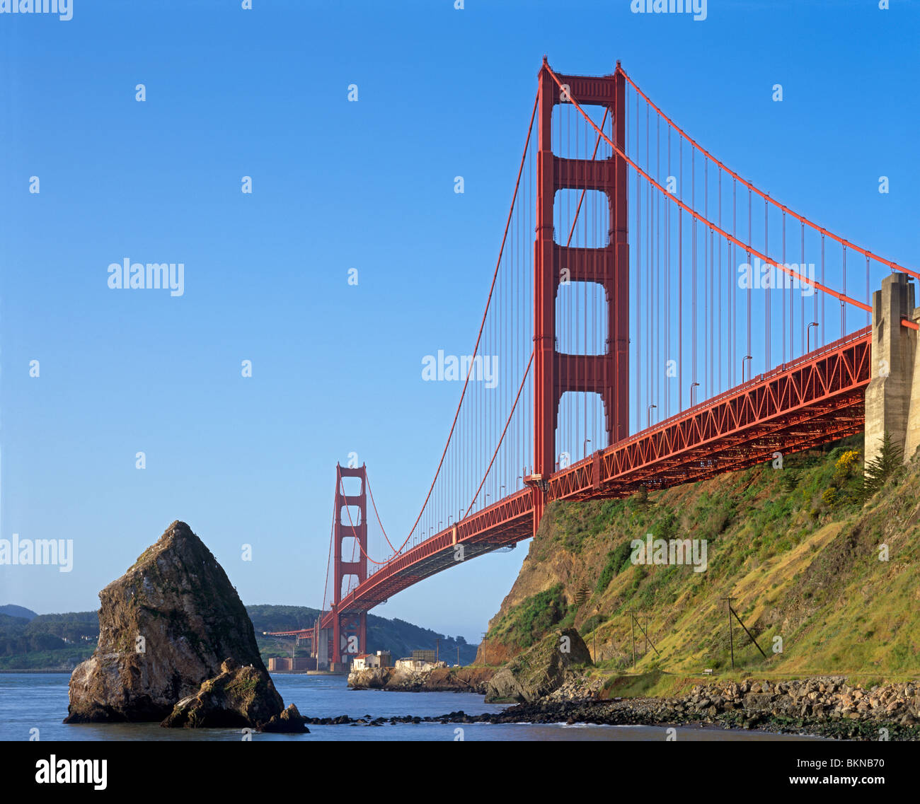 Golden Gate National Recreation Area, CA: sole di mattina sul ponte Goldengate da Fort Baker Foto Stock