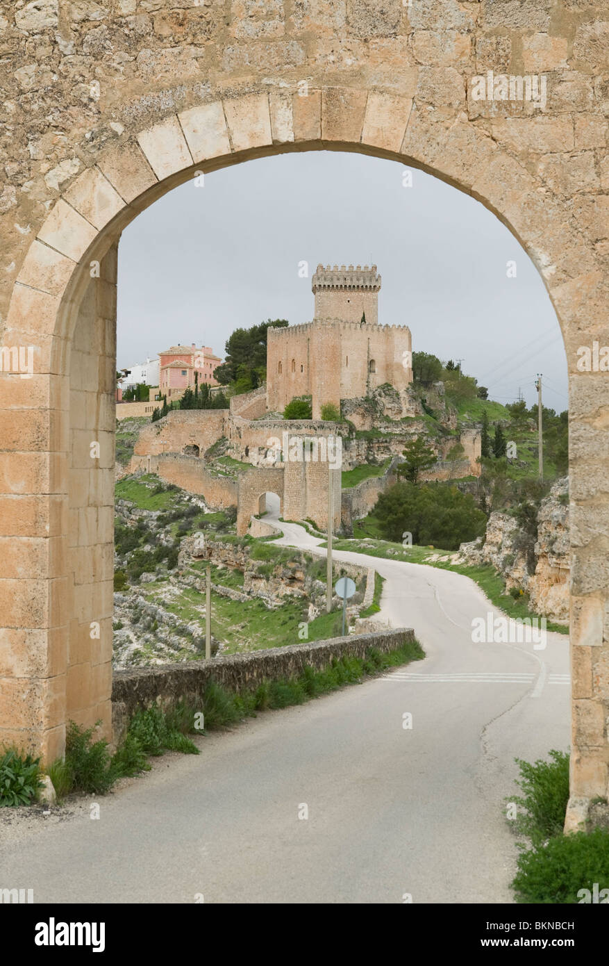 Alarcón Spagna Castilla storica architettura monumentale castello artistico VIII secolo XV Foto Stock