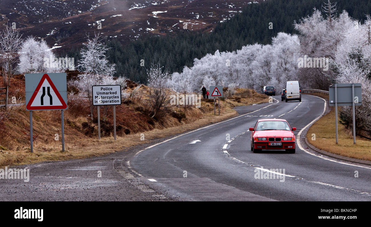 Gelo invernale lungo Glen Ogle, Perthshire Scozia Scotland Foto Stock