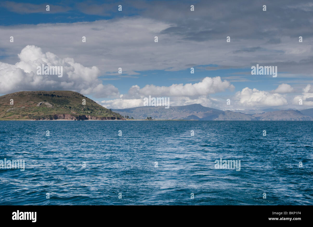Vista sul lago Titicaca, Perù Foto Stock