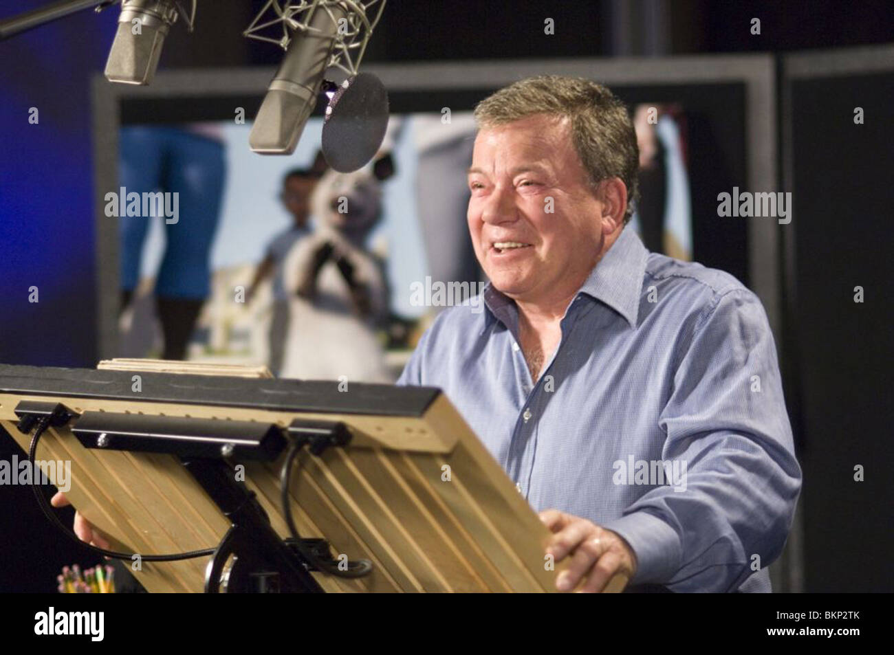 Le riprese O/S 'oltre la siepe' (2006) William Shatner HEDG 001-F02 Foto Stock