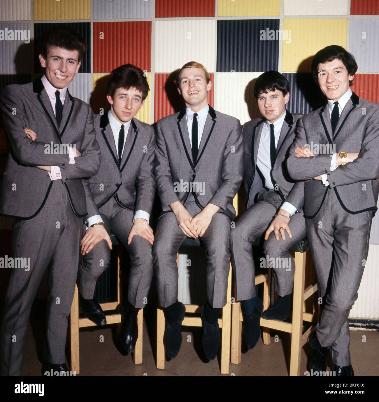 HOLLIES - Il gruppo britannico nel Novembre 1964 da l: Graham Nash, Tony Hicks, Bobby Elliott, Eric Haydock, Allan Clarke. Foto Tony Gale Foto Stock
