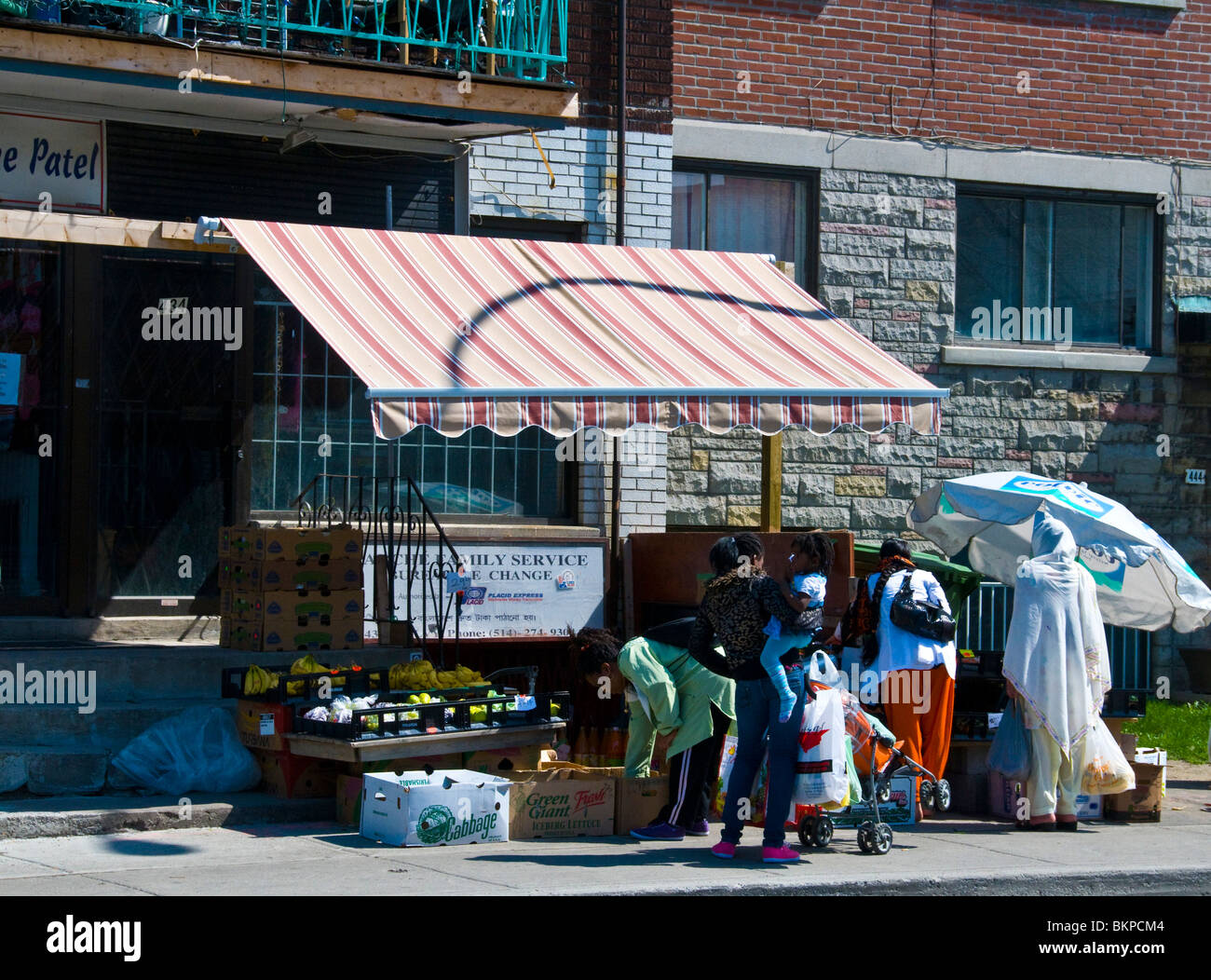 Estensione del parco zona etnica Montreal Canada Foto Stock