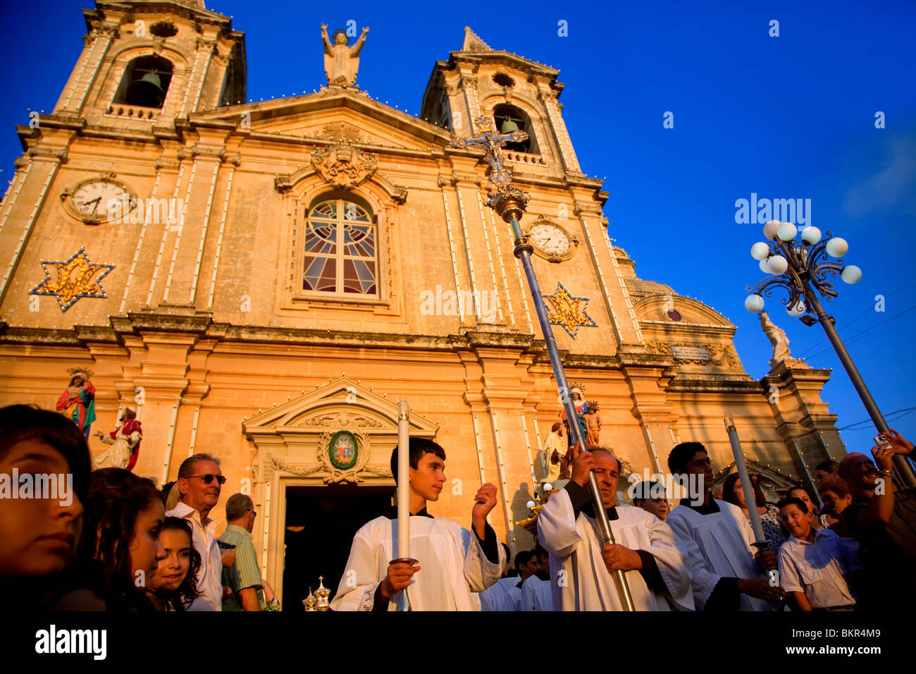 Malta, Zurrieq. Durante la processione e la festa dedicata al santo patrono Foto Stock
