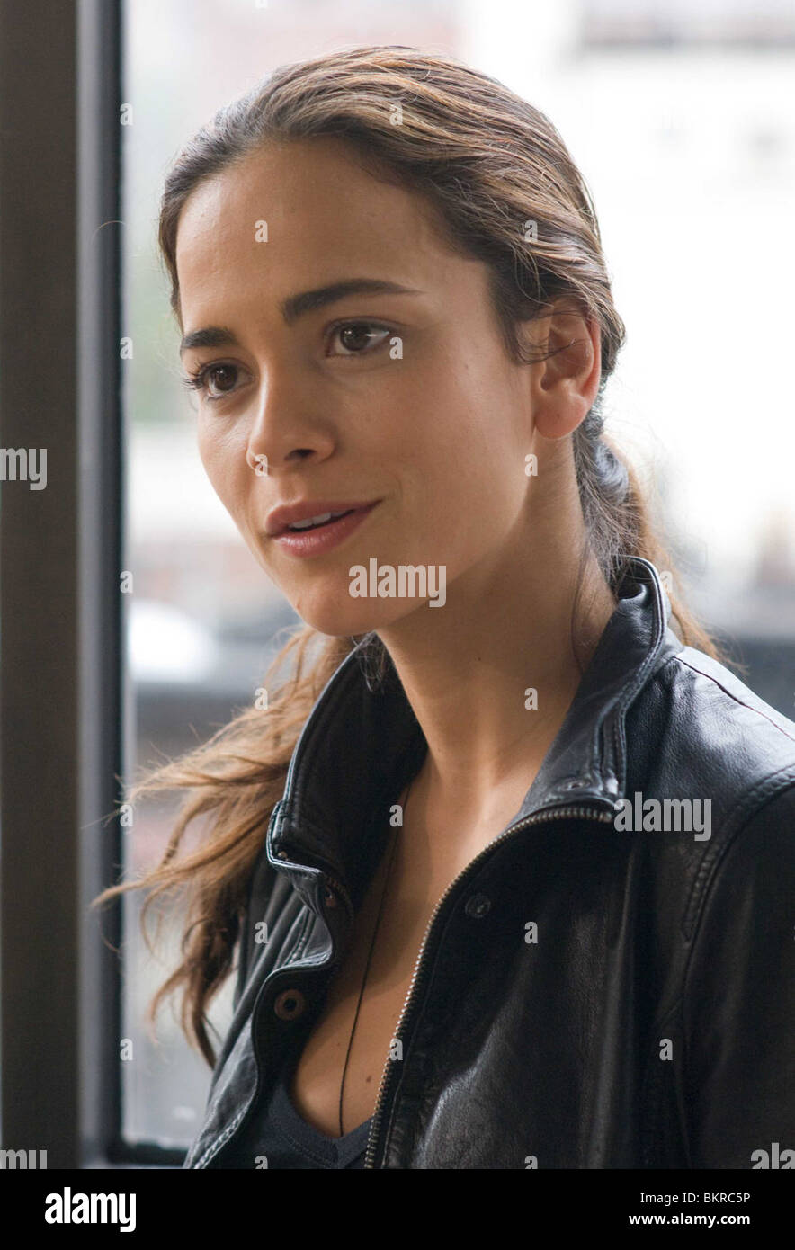 I Am Legend (2007) Alice Braga Francis Lawrence (DIR) IAML 001 Foto Stock