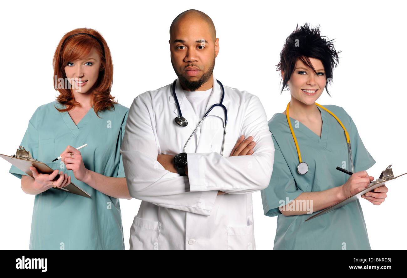 Il team medico con un medico e infermiere isolate su sfondo bianco Foto Stock