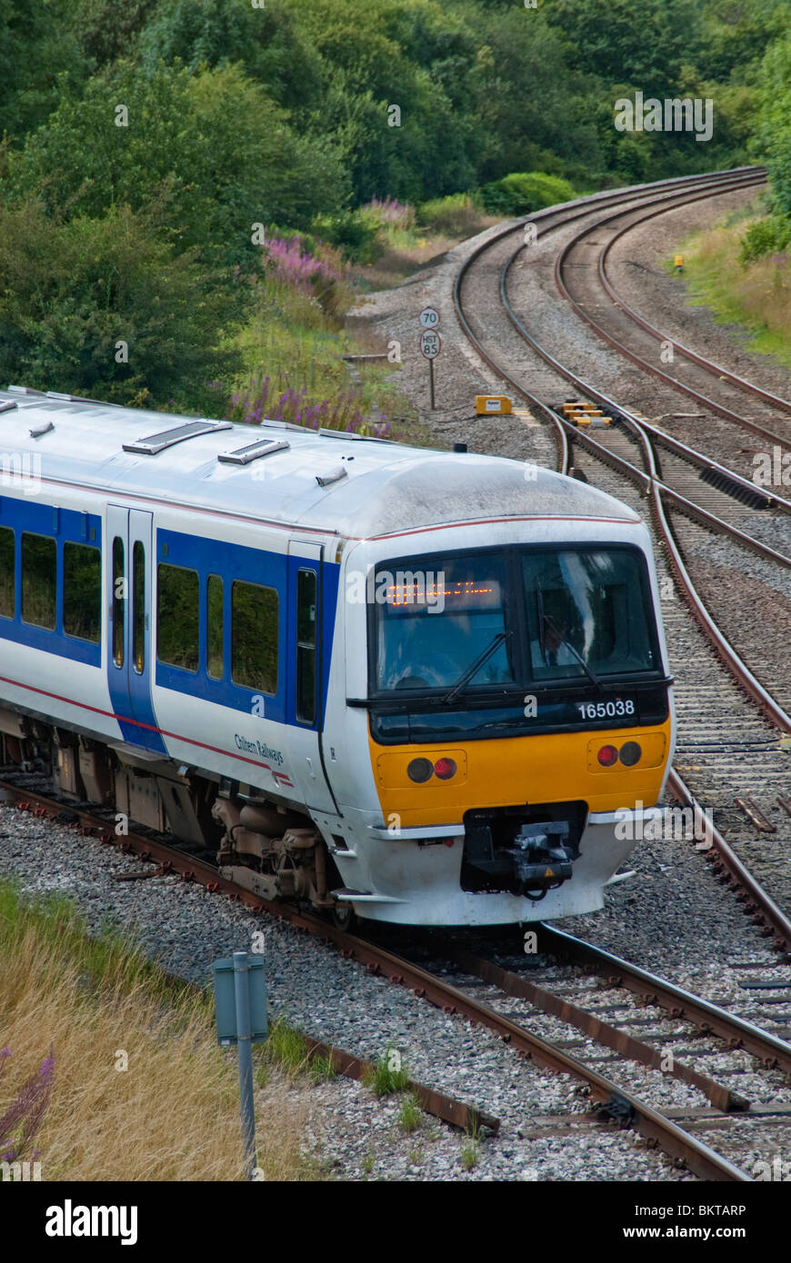 Chiltern treni multi unità al bivio Foto Stock