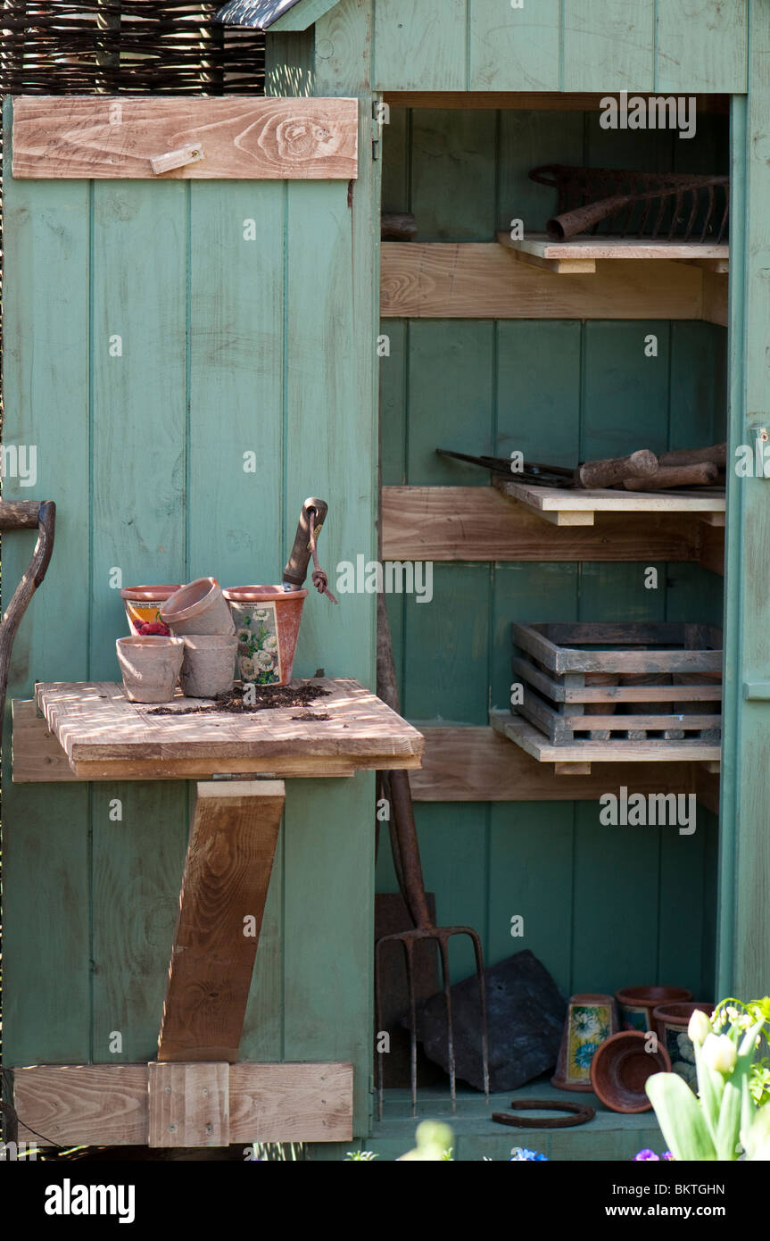 Potting Shed in "Irene Giardino dell' mostra giardino alla RHS mostrano a Cardiff nel 2010 Foto Stock