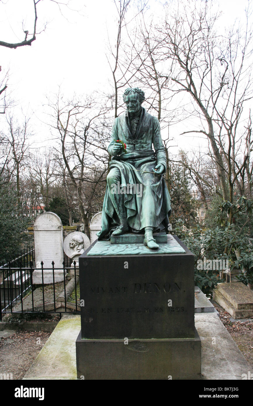 Vivant Denon tomba nel cimitero di Pere Lachaise di Parigi, Francia. Foto Stock
