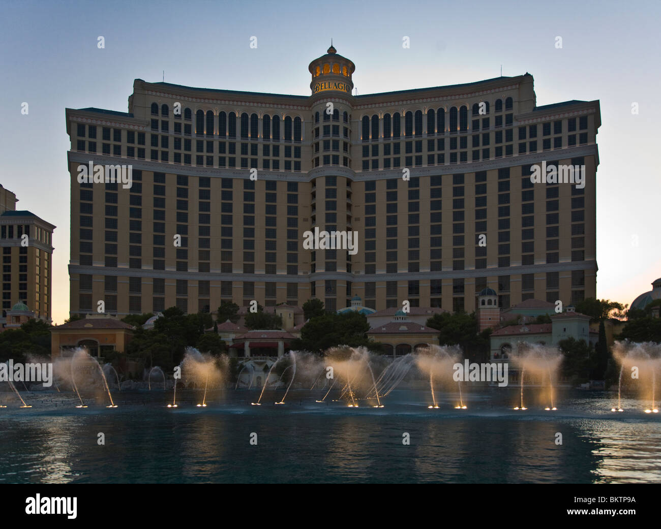 La fontana di sera spettacolo al Bellagio Hotel and Casino - LAS VEGAS, NEVADA Foto Stock