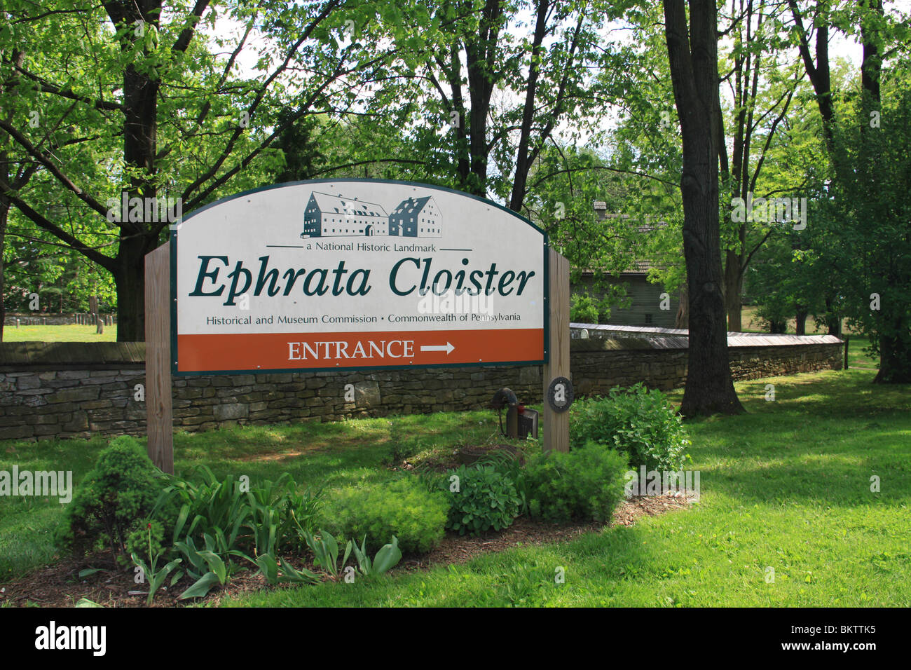 Segno di ingresso a Ephrata chiostri in Lancaster County, PA Foto Stock