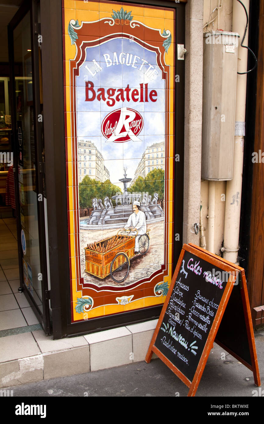 Tipica boulangerie a Parigi Foto stock - Alamy