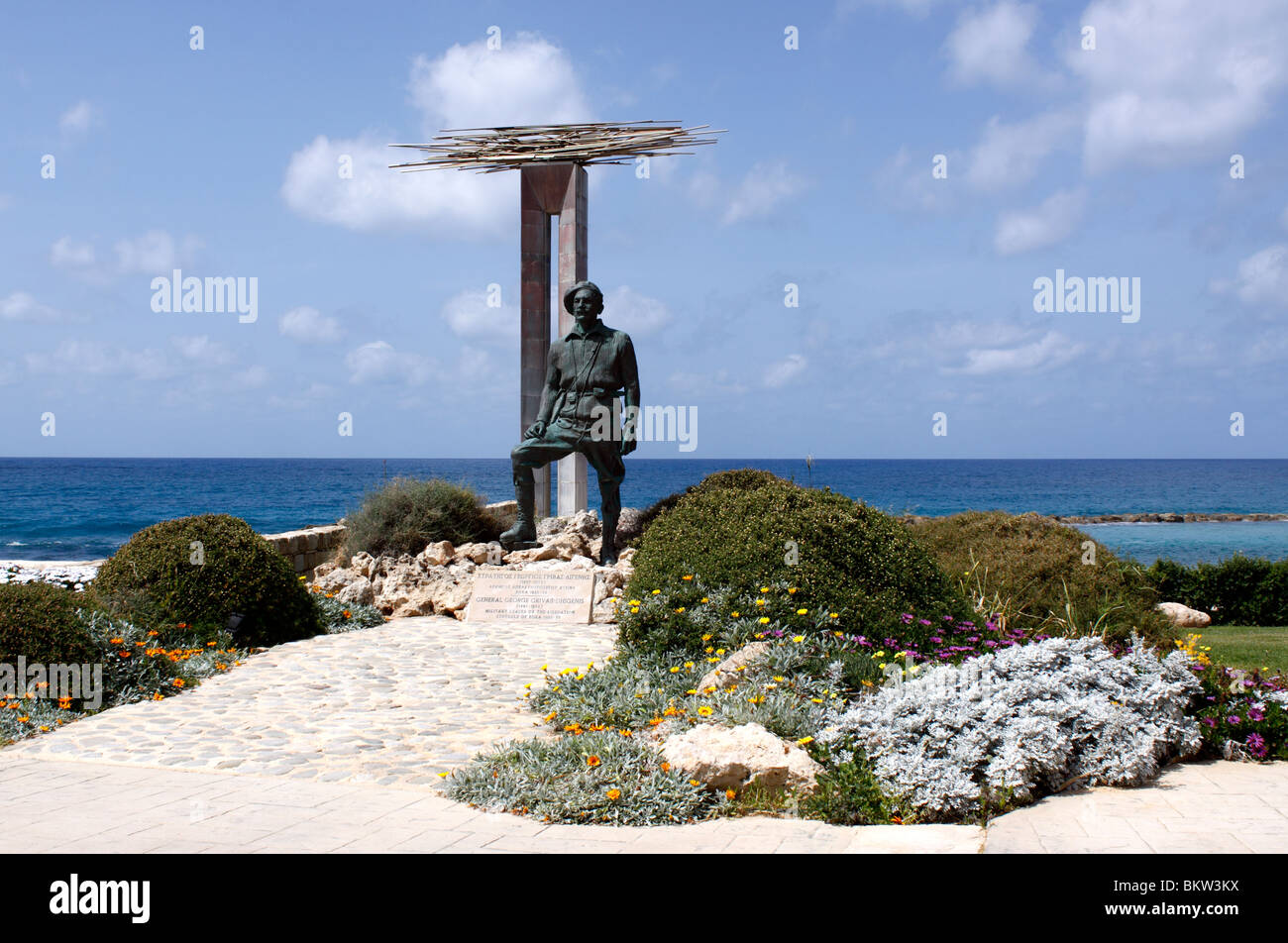 Il memoriale e il monumento al generale George GRIVAS - DHIGENIS A CHLORAKA vicino a Paphos. Cipro. L'Europa. Foto Stock