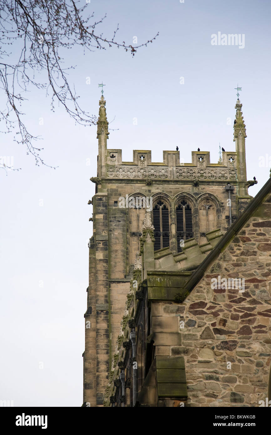 La torre del XV secolo di Loughborough chiesa parrocchiale (origini nel XIV secolo), Loughborough, Leicestershire, Inghilterra. Foto Stock