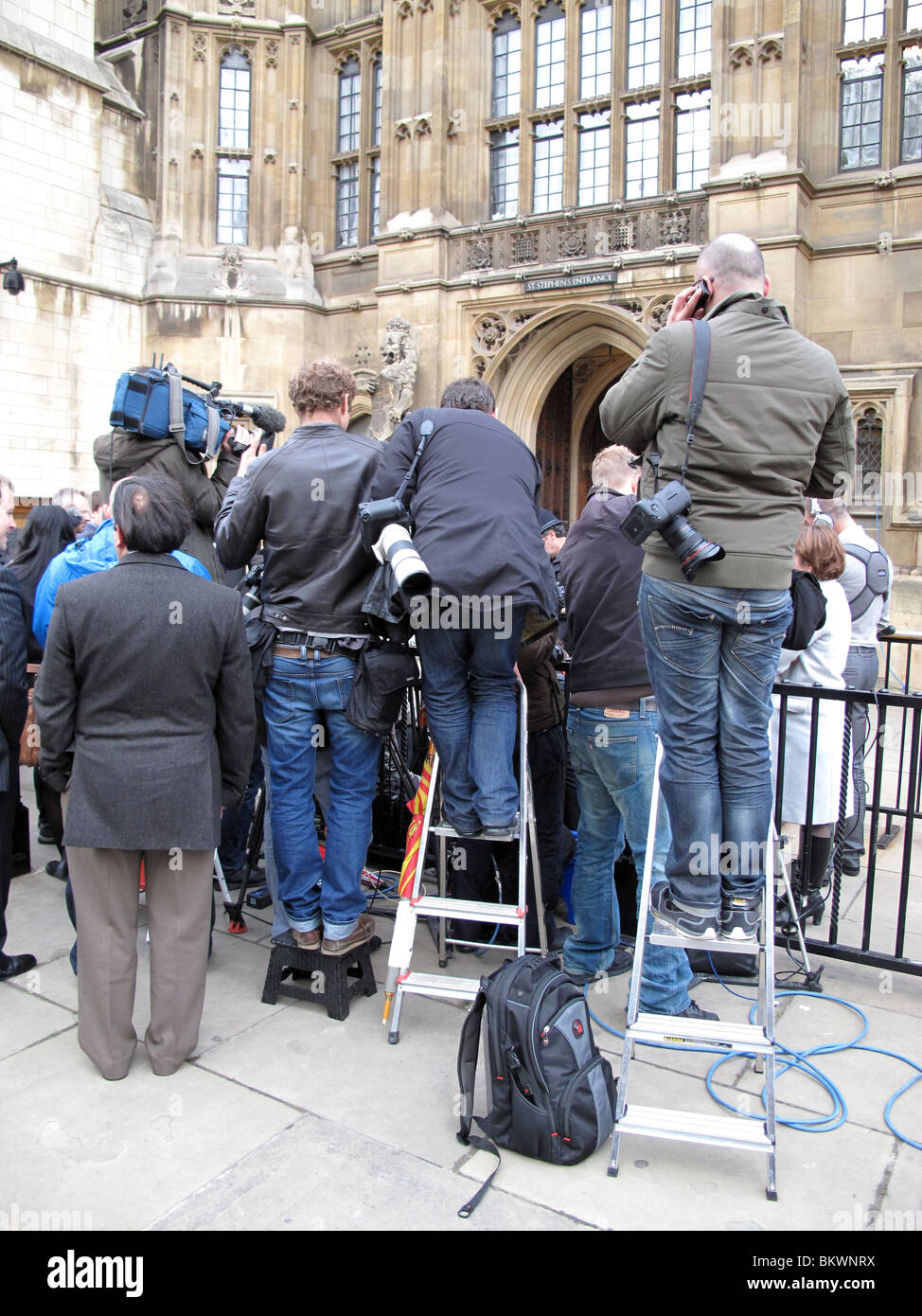 Elezioni generali 2010 appeso il Parlamento la copertura dei media Foto Stock