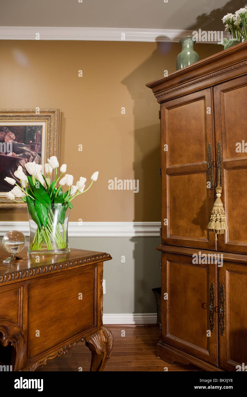 Elegante ufficio in contemporary American home Foto Stock