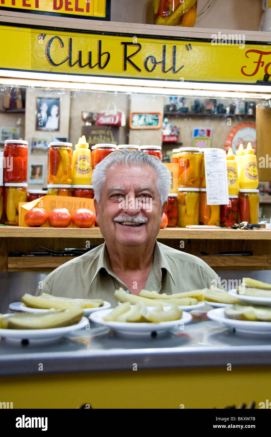 Famoso Lesters Deli restaurant Bernard street Montreal Canada Foto Stock