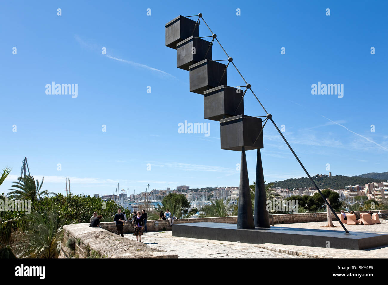 Santiago Calatrava scultura. Titolo: Bou (2007). Es Baluard Museo di Arte Moderna e Contemporanea. Palma de Mallorca. Spagna Foto Stock