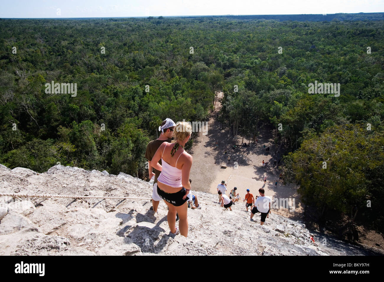 Tempio maya le rovine di Coba, Stato di Quintana Roo, Penisola dello Yucatan, Messico Foto Stock
